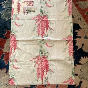 26 x 37 Cowan and tout ridgeleyburn chintz fabric England sample